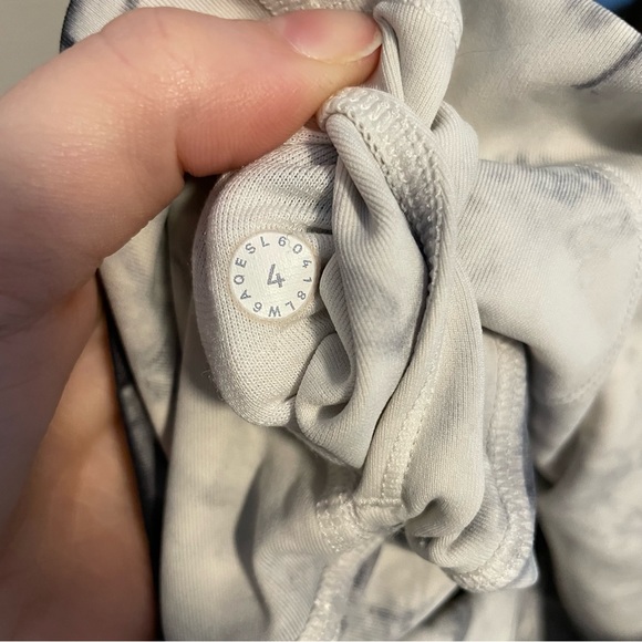 Lululemon Wunder Capri leggings - Picture 4 of 4